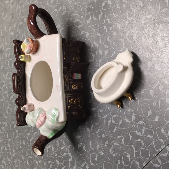 Tea-Nee Miniature Teapot - Picture 4 of 7